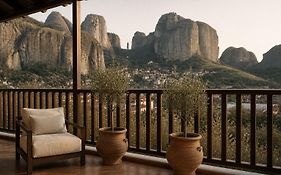 Hotel Doupiani House